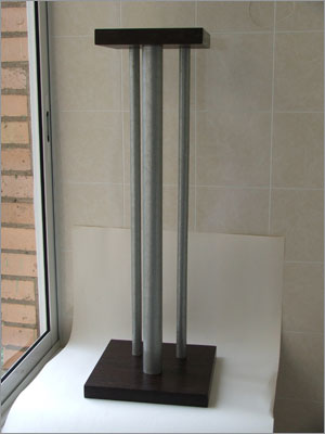 Делаем подставки для колонок