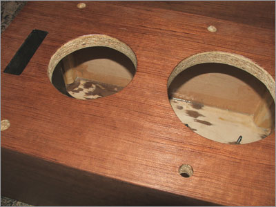 Отверстия под крепеж для гриля